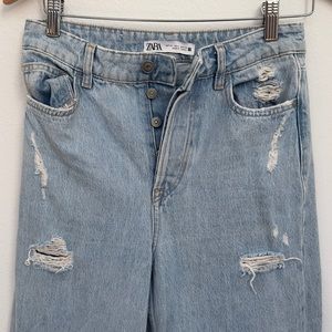 SOLD Very Flattering Women’s Jeans